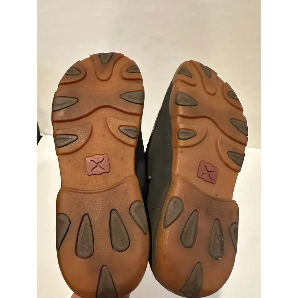 Twisted X Chukka shoes
